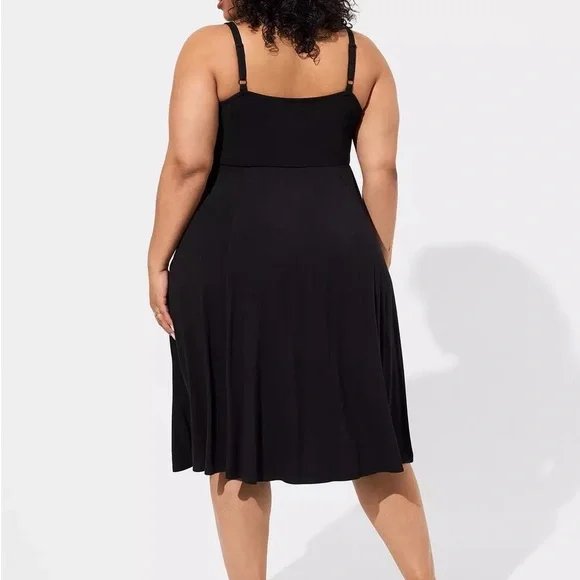 NWT Torrid Black Supersoft Button-Front Midi Dress - Torrid Size 3 (22-24, 3X) - Picture 4 of 16